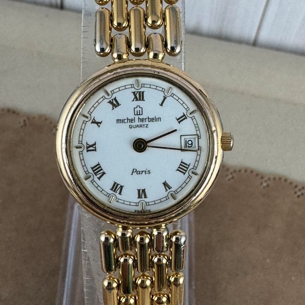 Elegant Vintage MICHEL HERBELIN PARIS Model 16871.B Ladies Dress Watch